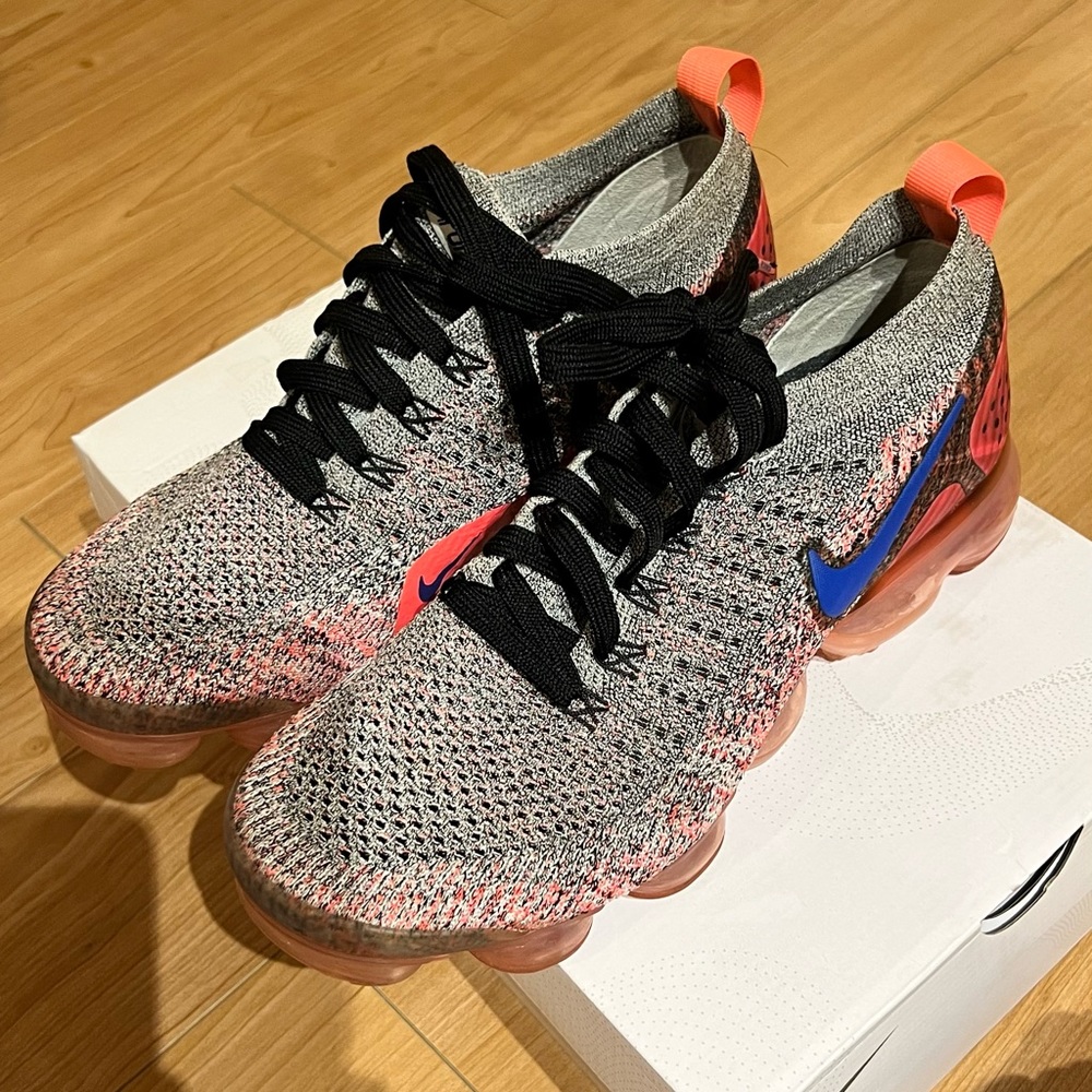 Nike vapomax sneakers
